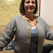 Mi Proyecto del curso:  Top-down: prendas a crochet de una sola pieza. Fashion Design, Fiber Arts, DIY, and Crochet project by Yadira Cárdenas - 12.10.2021