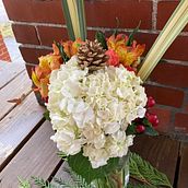 My project in Floral Bouquet Creation for Beginners course. Interior Design, L, scape Architecture, Decoration, DIY, Floral, and Plant Design project by Franyeli Lora - 12.11.2021