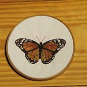 My project in Realistic Embroidery Techniques course. Traditional illustration, Embroider, and Textile Design project by Chris - 12.10.2021