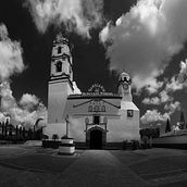 Mi Proyecto del curso: Técnicas de postproducción para fotografía arquitectónica. Photograph, Architecture, Photo Retouching, Digital Photograph, Fine-Art Photograph, Outdoor Photograph, and Architectural Photograph project by pm285910 - 12.20.2021