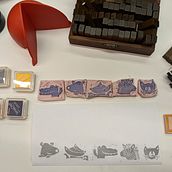 Il mio progetto del corso: Incisione di timbri e tecniche di stampa con Auguri! . Accessor, Design, Arts, Crafts, Fine Arts, Printing, Creating with Kids, and Engraving project by Maria Chiara Demagistri - 12.24.2021