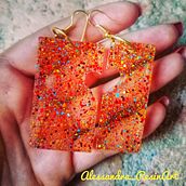 Alessandra ResinArt: il mio primo gioiello. Een project van Ontwerp van accessoires, Craft, Sieradenontwerp y DIY van Alessandra Battestini - 10.12.2021