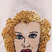 Mon projet du cours : Portraits brodés en perles. Een project van Ontwerp van accessoires, Borduurwerk,  Interieurdecoratie y Textielontwerp van bertille.macrez - 29.12.2021