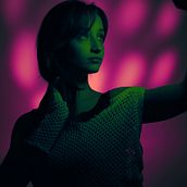 Mein Kursprojekt: Farb- und Lichteffekte für Studiofotografie. Photograph, Portrait Photograph, Photographic Lighting, Studio Photograph, Digital Photograph, and Fine-Art Photograph project by mik_art_999 - 12.28.2021