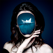 Paper boat. Design, Photo Retouching, and Photomontage project by Liz Vargas - 12.30.2021