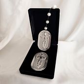 Fotografía de Producto: Medallas de Premio. Mobile Photograph, Product Photograph, Photograph, Photograph, Post-production, Photo Retouching, Commercial Photograph & Instagram Photograph project by Soraia Soares - 12.15.2021