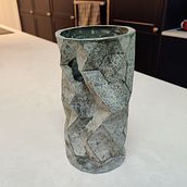 My project in Geometric Handmade Molds: Design 3D-faceted Objects course. Design, Accessor, Design, Arts, Crafts, Fine Arts, Interior Design, Decoration, Interior Decoration, and DIY project by Ian Barnard - 01.03.2022