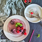  Mini torta con frutos del bosque | Proyecto Food styling y fotografía para Instagram. Un projet de Photographie, Réseaux sociaux, Retouche photographique, Photographie smartphone, Photographie de produits, Photographie numérique, Photographie gastronomique, Photographie pour Instagram, Photographie lifest, le, St , et lisme culinaire de _nebula_ - 01.01.2022