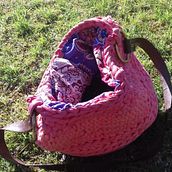 bolso hecho con ganchillo. Arts, Crafts, Creativit, Sewing, Crochet, and Textile Design project by georgina - 01.04.2022