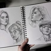 Mój projekt z kursu: Szkicowanie portretów: odkrywaj ludzką twarz. Sketching, Drawing, Portrait Drawing, Artistic Drawing, and Sketchbook project by Katarzyna Błaż - 01.04.2022