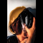 Tonalidades Afetivas. Un projet de Photographie, Photographie de portrait, Photographie de studio, Art conceptuel, Photographie numérique , et Photographie artistique de Vitor Salles - 15.05.2020