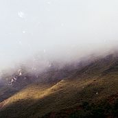La niebla de la montaña Ein Projekt aus dem Bereich Fotografie, Verlagsdesign und Buchbinderei von m_enden - 07.01.2022