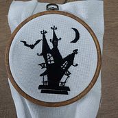 My project in Basic Embroidery Techniques: Stitches, Compositions, and Color Ranges course. Projekt z dziedziny  Haft użytkownika Elizabeta Anastasova - 08.01.2022