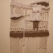 Mi Proyecto del curso: Introducción al macramé: creación de un tapiz decorativo Ein Projekt aus dem Bereich Erweiterungsentwicklung, H, werk, Innendesign, Dekoration von Innenräumen, Weben, Makramee und Textildesign von Lorena Estable - 04.01.2022