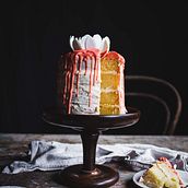 My project in Dark Mood Photography for Culinary Projects course. Un progetto di Fotografia gastronomica, Fotografia per Instagram, Food St e ling di Christina Lowry - 04.01.2022