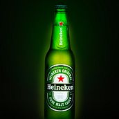 Fotografia de produto: Heineken Beer. Photograph, Photograph, Post-production, Product Photograph, and Food Photograph project by Ticiano Alves - 01.11.2022