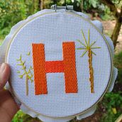 Meu projeto do curso: Técnicas básicas para bordado de letras. Embroider, and Textile Design project by robertajaliana - 01.13.2022