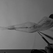 Mi Proyecto del curso: Dibujo de la figura humana en movimiento. Un proyecto de Bellas Artes, Bocetado, Dibujo a lápiz, Dibujo y Dibujo realista de Kevin Ortiz Rodríguez - 04.01.2022