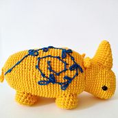 Il mio progetto del corso: Design e creazione di amigurumi. Arts, Crafts, To, Design, Fiber Arts, DIY, Crochet, Amigurumi, and Textile Design project by Diana Odobesco - 01.15.2022
