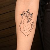 Flowercrown . Un projet de Conception de tatouage de Agnieszka Szneidrowska - 16.01.2022