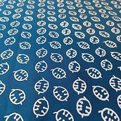 My project in Textile Screen Printing: Design and Print Your Patterns course. Un progetto di Serigrafia, Pattern design, Fashion design, Stampa, Stampa tessile e Textile Design di Michelle - 17.01.2022