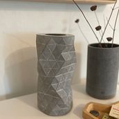My project in Geometric Handmade Molds: Design 3D-faceted Objects course. Design, Accessor, Design, Arts, Crafts, Fine Arts, Interior Design, Decoration, Interior Decoration, and DIY project by bevinmanley - 01.16.2022