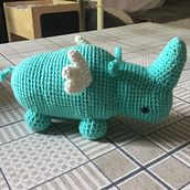 Il mio progetto del corso: Design e creazione di amigurumi. Een project van Craft, Speelgoedontwerp, Textiel, DIY, Haken, Amigurumi y Textielontwerp van Monica salodini - 19.01.2022