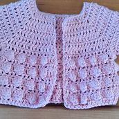Mi Proyecto del curso:  Top-down: prendas a crochet de una sola pieza. Un progetto di Fashion design, Fiber Art, DIY, Uncinetto e Textile Design di Maritza Delgado - 18.01.2022