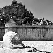 Le Mont-Saint-Michel - Black and white photography. Projekt z dziedziny Fotografia użytkownika Israel HM - 19.01.2022