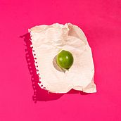 My project in Animated GIFs for Instagram in Photoshop course. Een project van Fotografie, Animatie, Stop-motion, Social media, Productfotografie, Instagram y Social media-ontwerp van ximeft27 - 23.01.2022