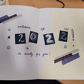 My project in Introduction to Illustrated Bullet Journaling course. Traditional illustration, Arts, Crafts, Lettering, Drawing, Botanical Illustration, DIY, H, and Lettering project by Brid Griffin - 01.21.2022