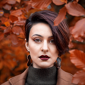 Mi Proyecto del curso: Fotografía fine art: autorretratos llenos de simbolismo. Photograph, Photograph, Post-production, Photo Retouching, Portrait Photograph, Studio Photograph, Fine-Art Photograph, Photomontage, and Self-Portrait Photograph project by Miren Aretxaga Isasmendi - 01.24.2022