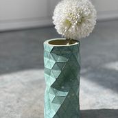 My project in Geometric Handmade Molds: Design 3D-faceted Objects course. Un progetto di Design, Design di accessori, Artigianato, Belle arti, Interior design, Interior Design, Interior Design e DIY di Randa Alsuhaibani - 24.01.2022