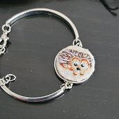 My project in Miniature Needlework: Make Embroidered Jewelry course. Jewelr, Design, Embroider, and Textile Design project by Ahlam Bagdadi - 01.18.2022