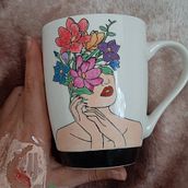 "Growing" cups. Un progetto di Pittura, Artigianato e Design floreale e vegetale di Pusca Madalina - 27.01.2022