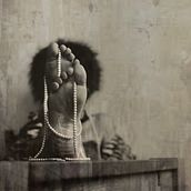 About an ordinary day ... 🌹. Un proyecto de Fotografía, Post-producción fotográfica		, Fotografía de retrato, Iluminación fotográfica, Fotografía artística, Autorretrato Fotográfico y Fotografía de estudio de Ilia - 28.01.2022