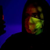 My project in Color and Lighting Effects for Studio Photography course. Photograph, Portrait Photograph, Photographic Lighting, Studio Photograph, Digital Photograph, and Fine-Art Photograph project by fishman_amir - 01.29.2022