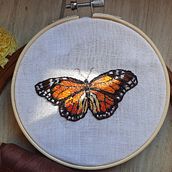 Il mio progetto del corso: Tecniche di ricamo realistico. Traditional illustration, Embroider, and Textile Design project by Simona Termotto - 01.30.2022