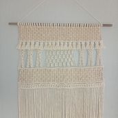 Mi Proyecto del curso: Introducción al macramé: creación de un tapiz decorativo. Un progetto di Design di accessori, Artigianato, Interior design, Interior Design, Fiber Art, Macramè e Textile Design di Evelia Guadalupe Burgos Esquer - 28.01.2022