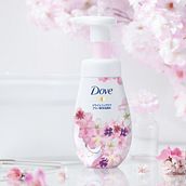 Dove Damselfly Sakura. Photo Retouching, Photograph, and Post-production project by Alberto Nebreda - 02.02.2022