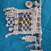 Il mio progetto del corso: Campionario di nodi in macramè. Un progetto di Design di accessori, Artigianato, Fiber Art, Macramè e Textile Design di ruers18 - 02.02.2022
