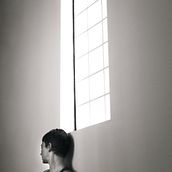 'Silence'. Een project van Fotografie, Fotografische postproductie, Retoucheren van foto's, Portretfotografie, Studiofotografie, Artistieke fotografie, Fotomontage y Fotografische zelfportretten van Gabby Villalba - 06.02.2022