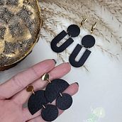 black polymer clay earrings. Jewelr, and Design project by lpejs - 02.08.2022