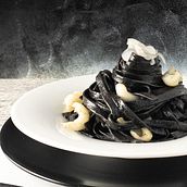 Il mio progetto del corso: Fotografia dark mood per progetti gastronomici. Food Photograph, Instagram Photograph, Food St, and ling project by Maurizio Esposito - 02.08.2022