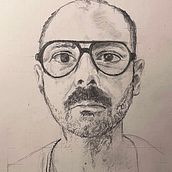 Mon projet du cours : Portrait réaliste au crayon : jouez avec les histoires et les émotions. Un progetto di Illustrazione tradizionale, Disegno a matita, Disegno, Disegno di ritratti e Disegno realistico di Miko Michto - 09.02.2022