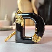 Grazie al corso di Mia sono migliorata molto!. Accessor, and Design project by Nadia Scalese - 02.11.2022