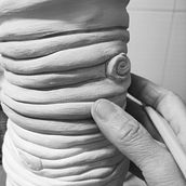 Técnica do rolinho . Ceramics project by Mafalda Fernandes - 02.11.2022