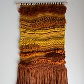 Meu projeto do curso: Introdução à tapeçaria em tear manual. Un progetto di Design di accessori, Interior Design, Fiber Art, Tessitura e Textile Design di Joana Santos - 12.02.2022