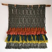 Azeitona. Un progetto di Creatività, Textile Design, Macramè, Artigianato e Tessitura di Joana Santos - 12.02.2022