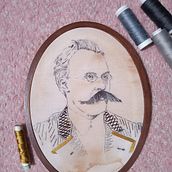 Creación de retratos bordados: Nietzsche. Embroider project by vegamacu - 02.13.2022